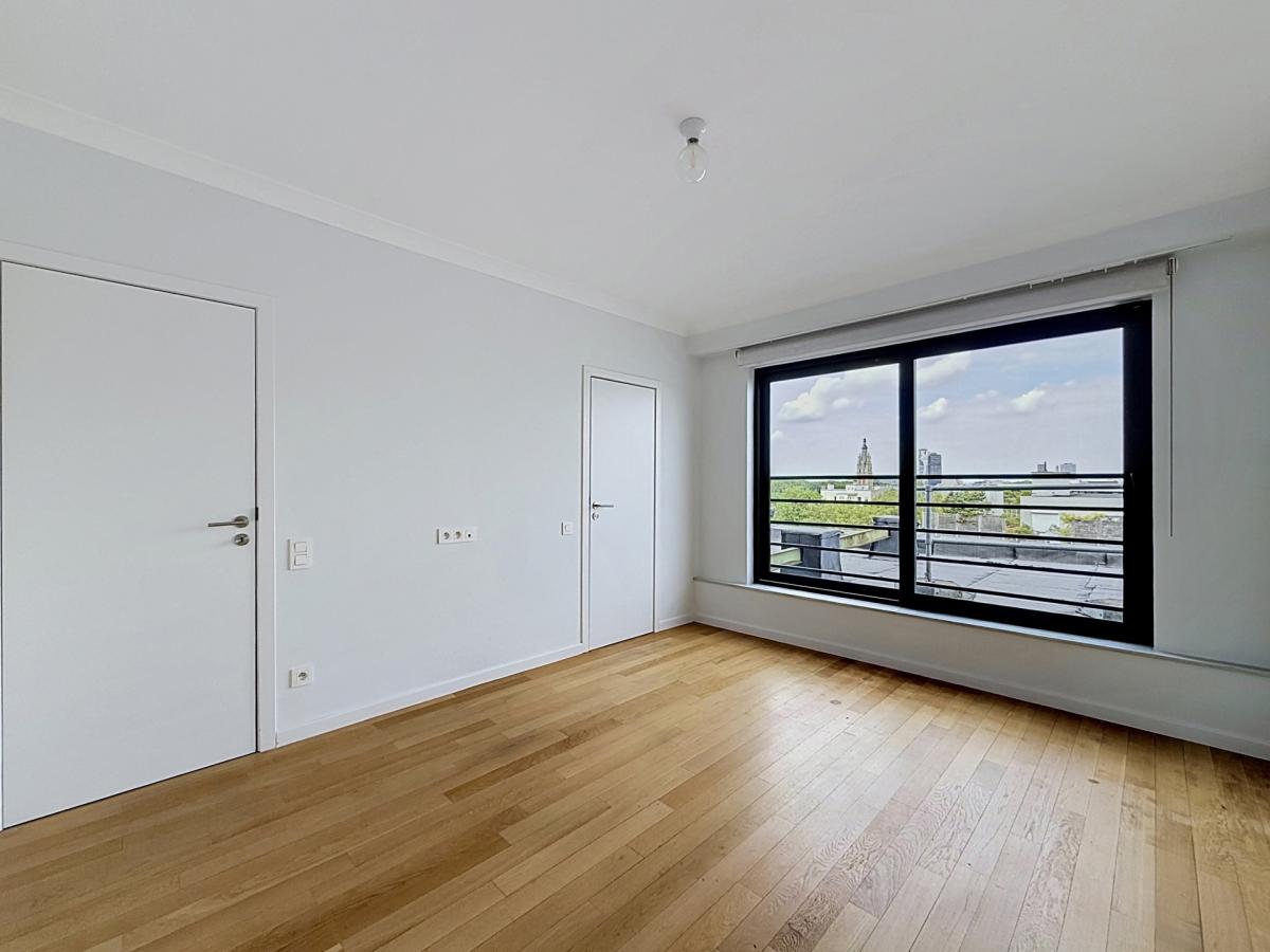 Roosevelt : Superbe penthouse avec grande terrasse