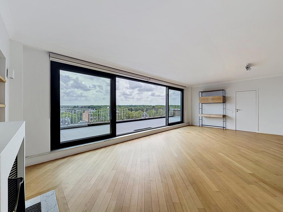 Roosevelt : Superbe penthouse avec grande terrasse