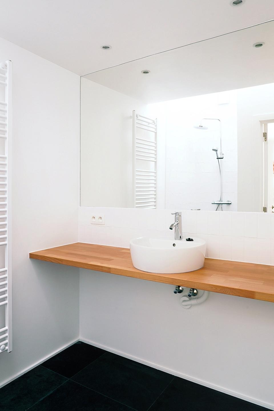 Parvis Saint-Pierre : Magnifique maison rénovée 5 chambres