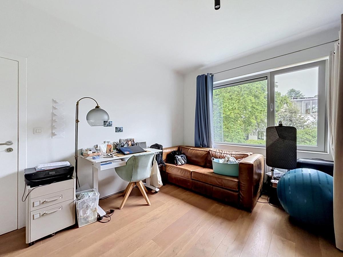 Parvis Saint-Pierre : Magnifique maison rénovée 5 chambres