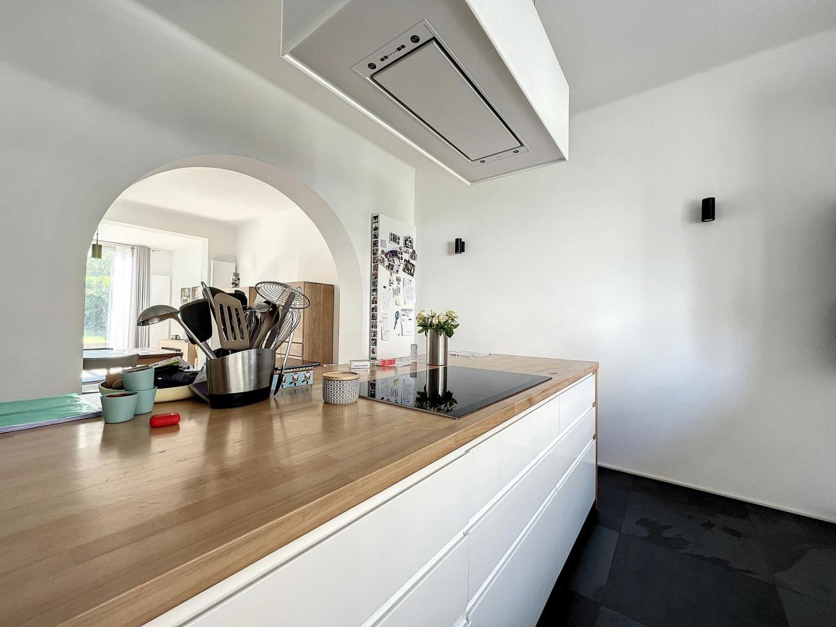 Parvis Saint-Pierre : Magnifique maison rénovée 5 chambres