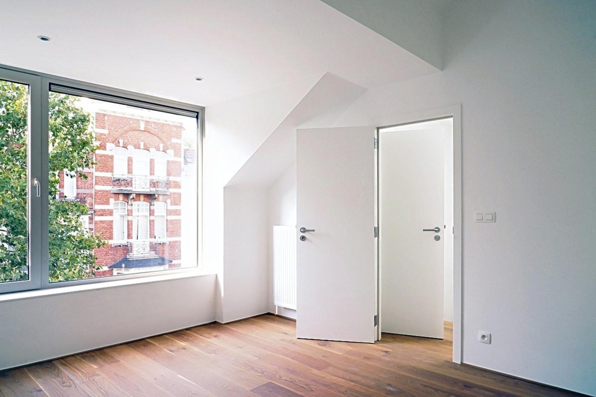 Parvis Saint-Pierre : Magnifique maison rénovée 5 chambres