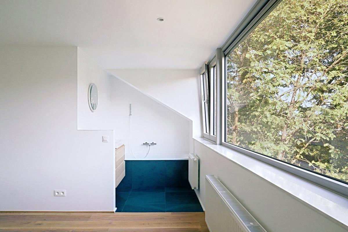 Parvis Saint-Pierre : Magnifique maison rénovée 5 chambres