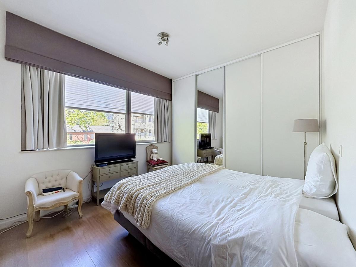 Roosevelt/Boondael : Magnifique appartement + terrasse
