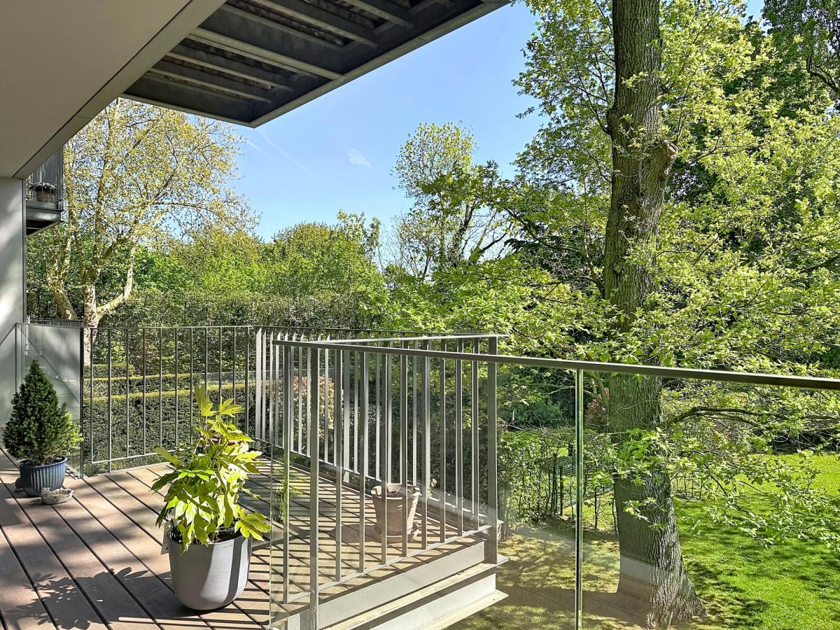 Roosevelt/Boondael : Magnifique appartement + terrasse
