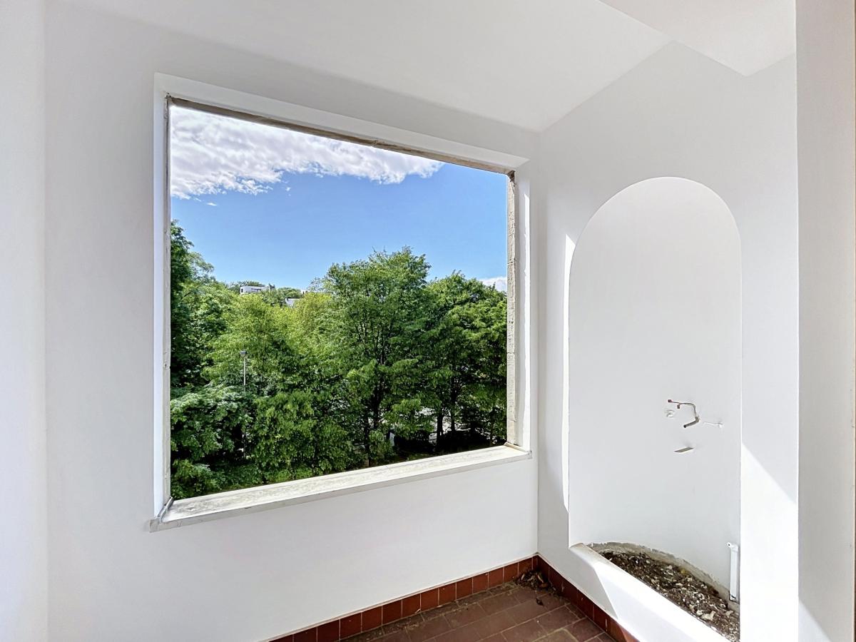 Sq. Vergote : Bel appartement 4 ch + terrasse + pkg