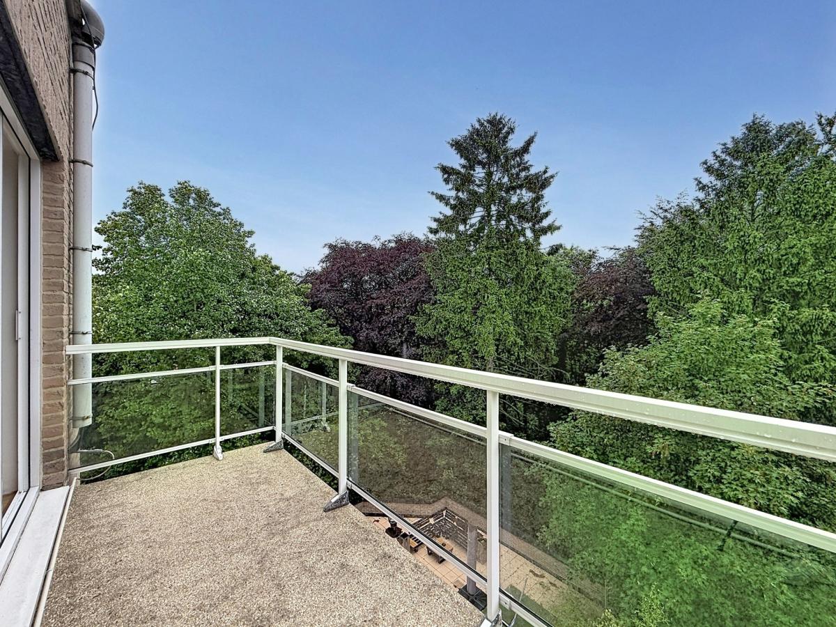 Fort Jaco : Bel appartement dernier étage rénové + terrasse