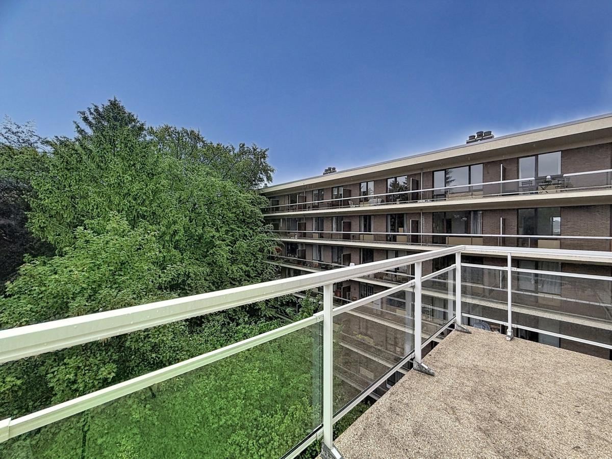 Fort Jaco : Bel appartement dernier étage rénové + terrasse