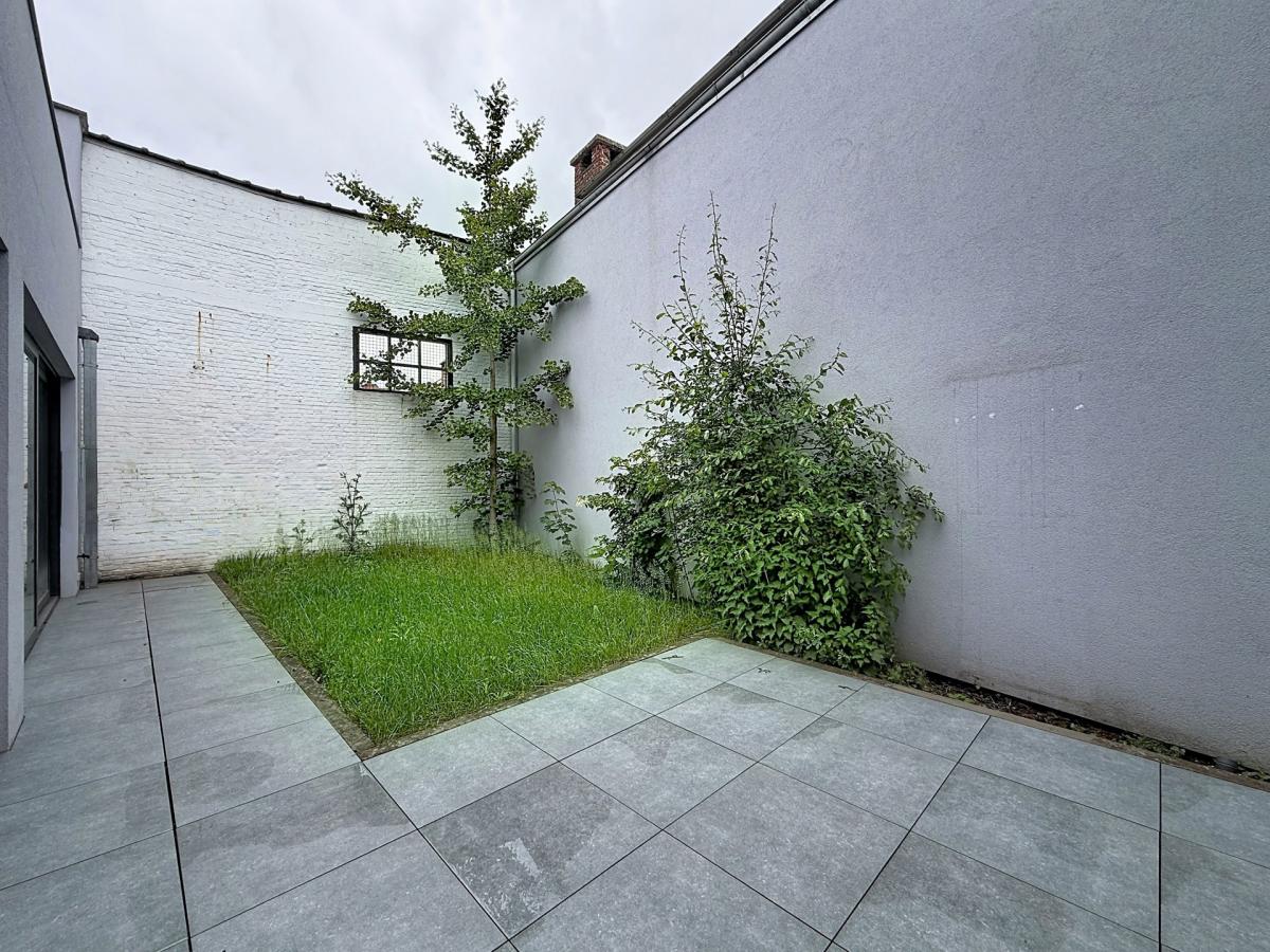 Cottages : Belle maison mitoyenne + terrasses + jardin