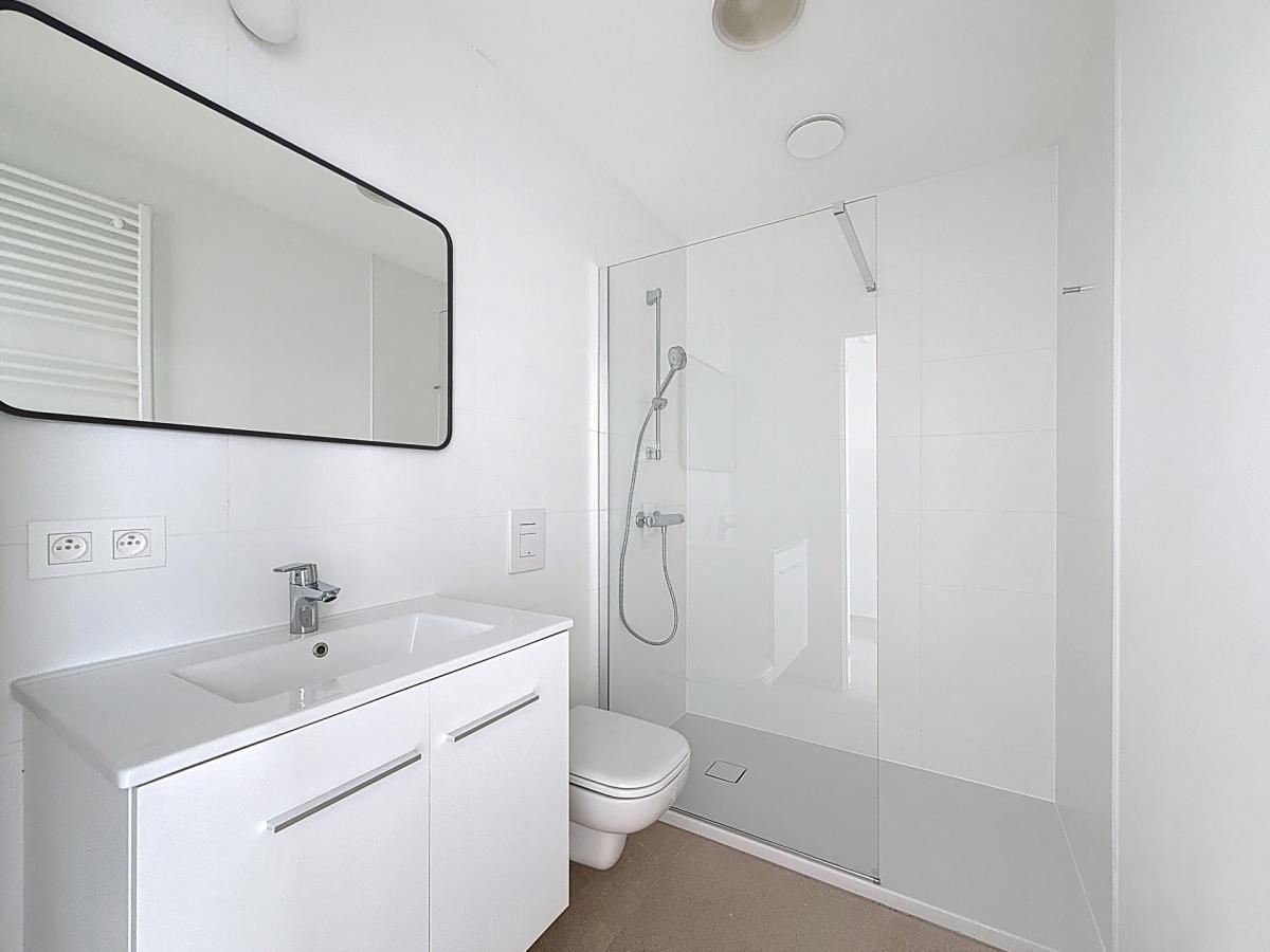 JOURDAN : Bel appartement neuf 3 CH + Terrasse