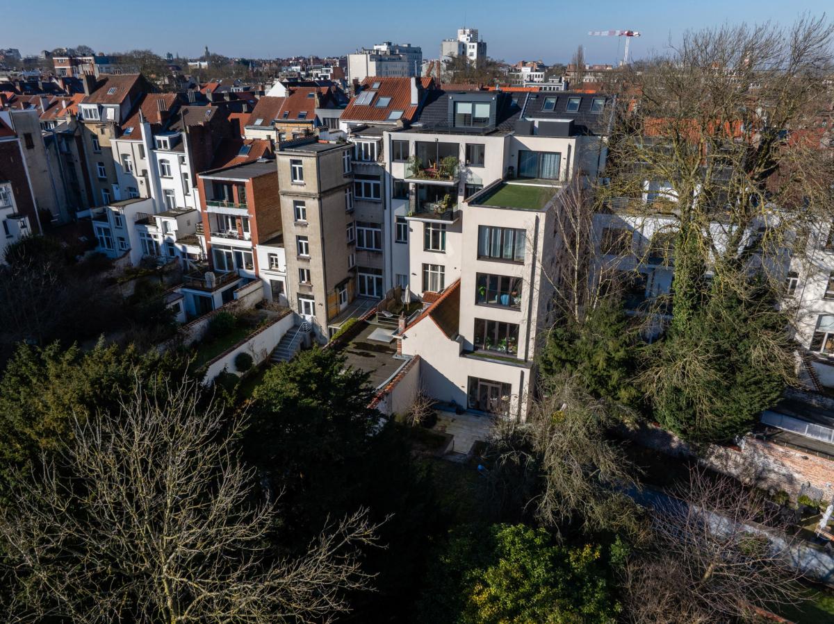 Rez-de-chaussée 3 chambres – 155 m² – Quartier Brugmann
