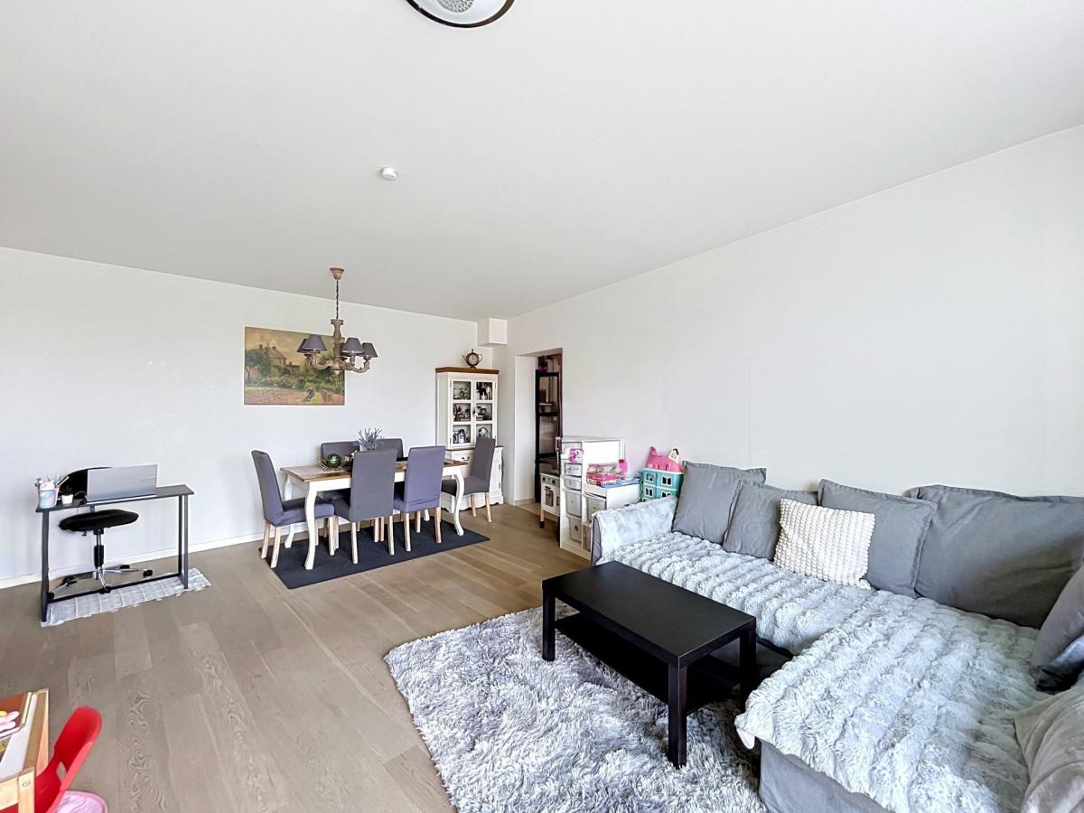 Marcel Thiry : magnifique appartement 2 chambres + terrasse