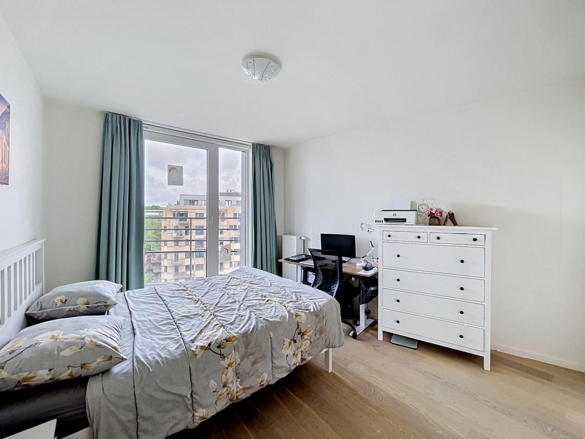 Marcel Thiry : magnifique appartement 2 chambres + terrasse