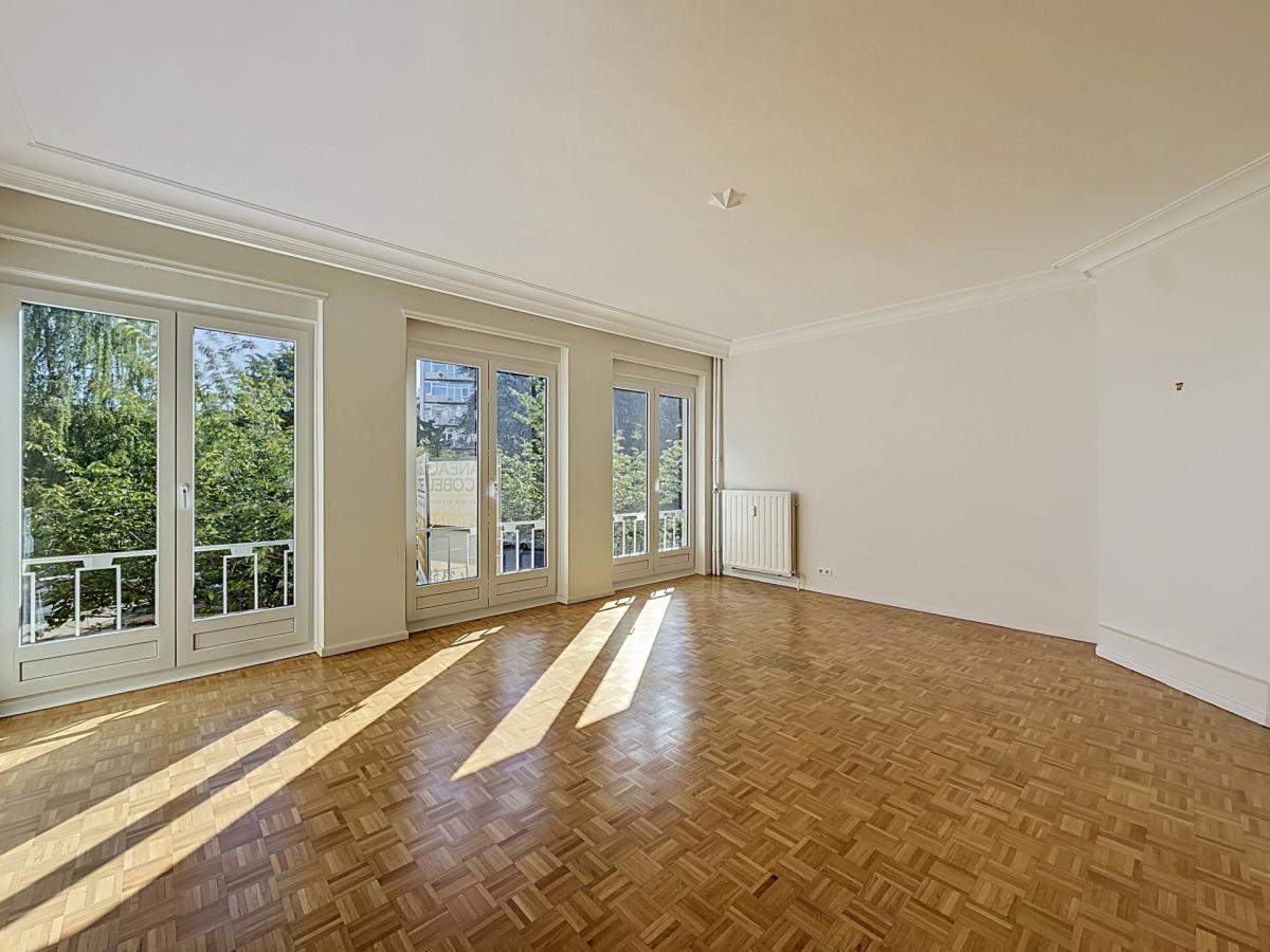 Bois de la Cambre: Bel appartement 3 chambres + terrasse