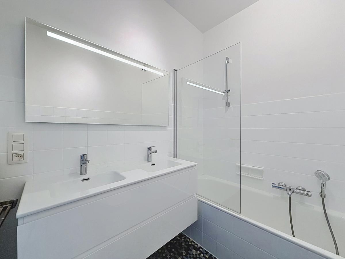 Louise / Jardin du Roi : Bel appartement rénové + jolie vue