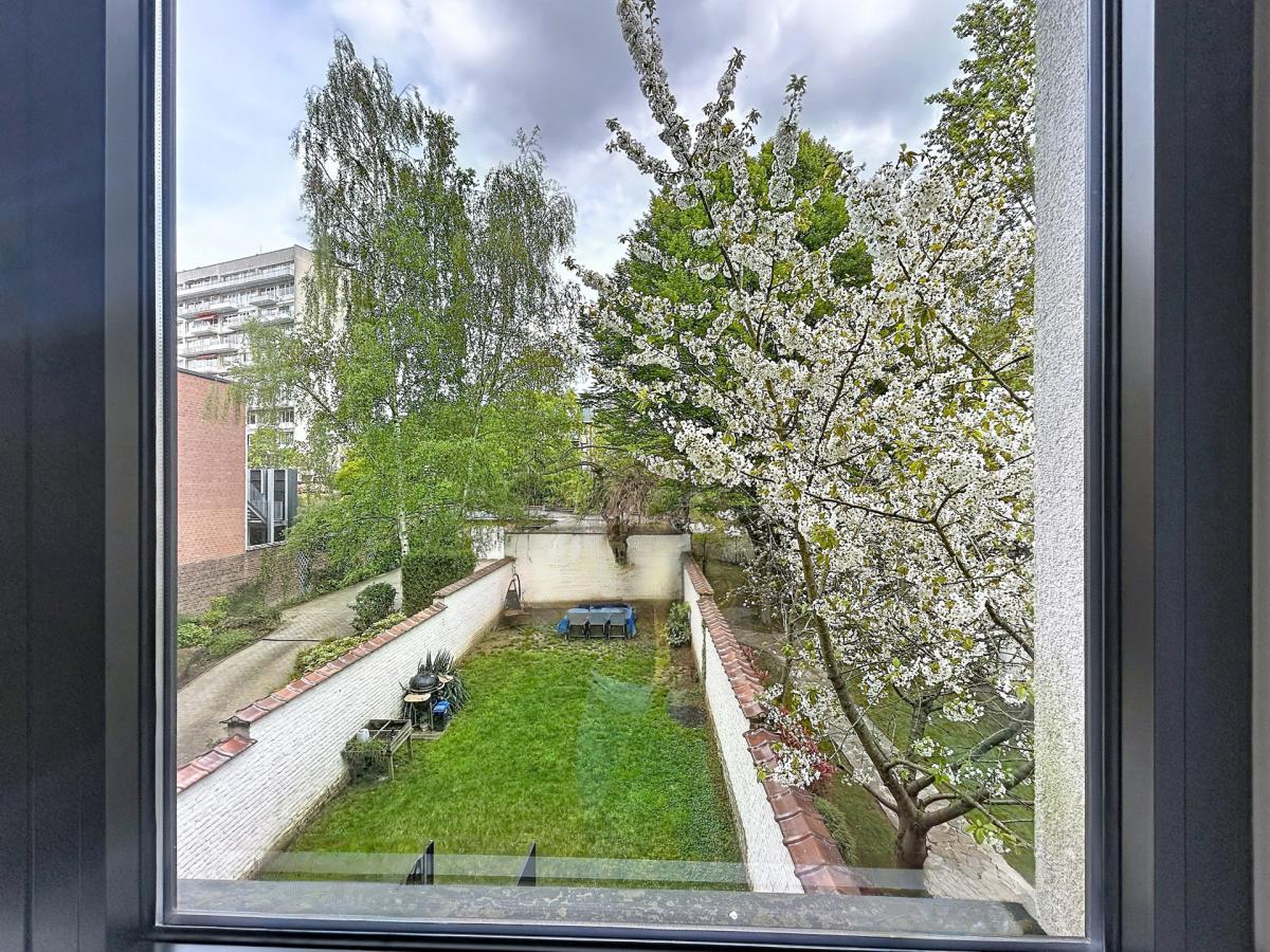 Montgomery - Rez-de-chaussée 3 ch avec jardin + parkings 