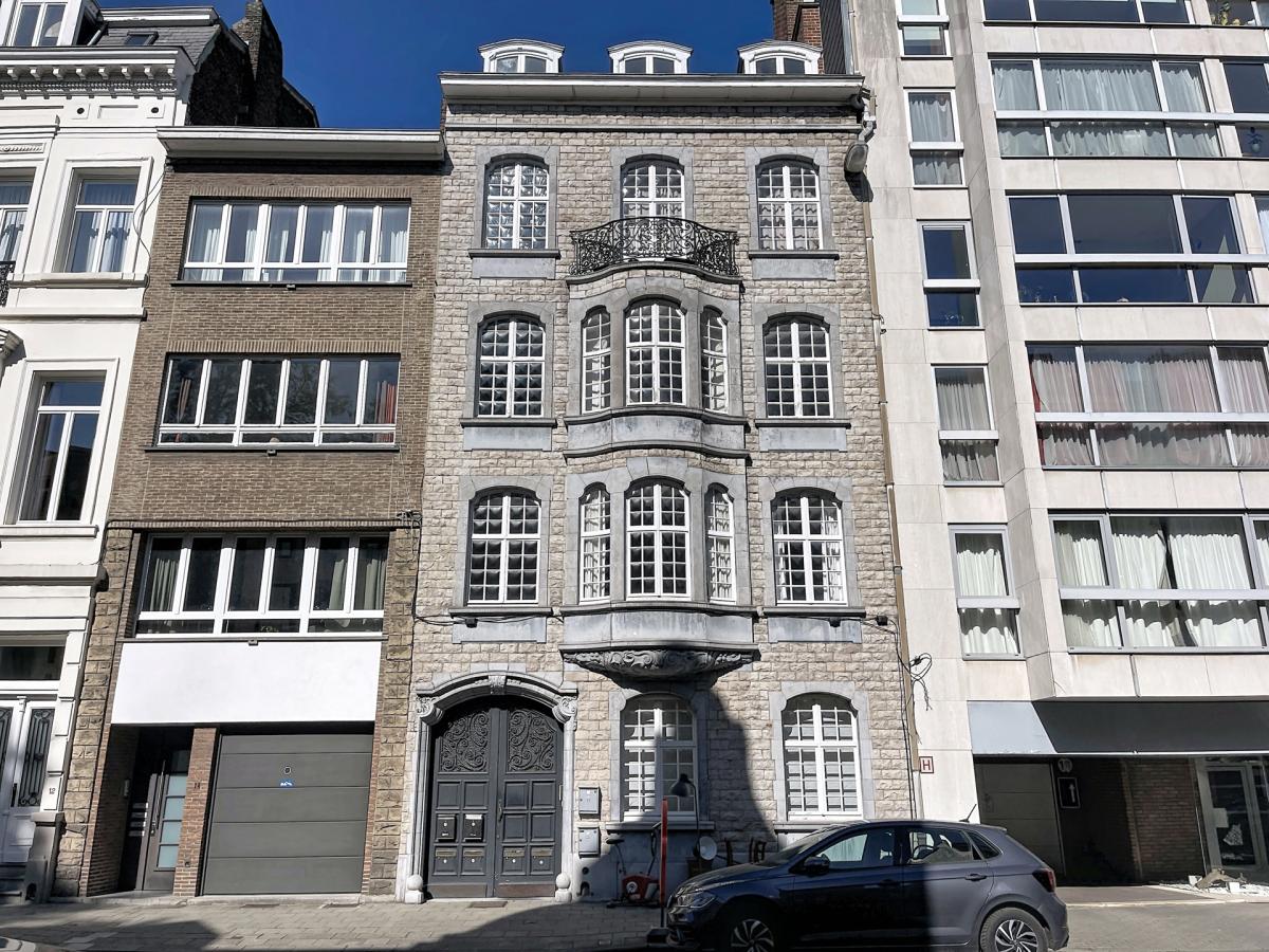 Tenbosch / Vleurgat :  Appartement 2 chambres avec terrasse