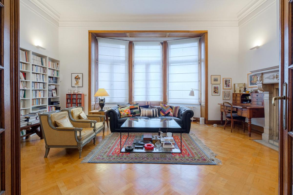 Lumineuse maison bourgeoise, 12 chambres, terrasse & jardin.