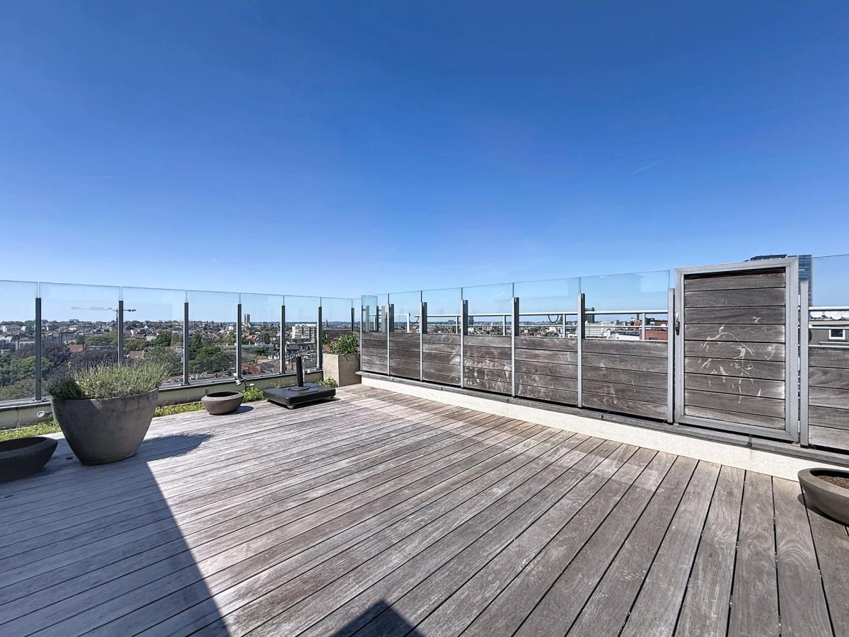 Louise - Jardin Roi : Sublime triplex penthouse + terrasses