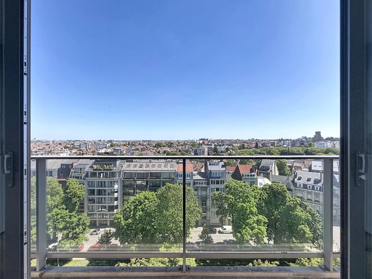 Louise - Jardin Roi : Sublime triplex penthouse + terrasses