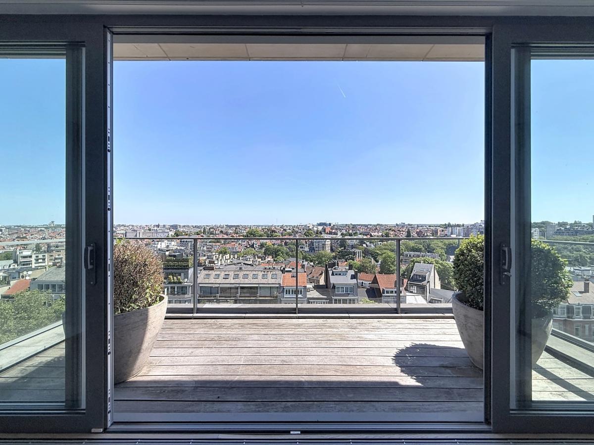 Louise - Jardin Roi : Sublime triplex penthouse + terrasses