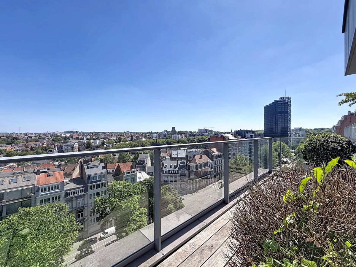 Louise - Jardin Roi : Sublime triplex penthouse + terrasses