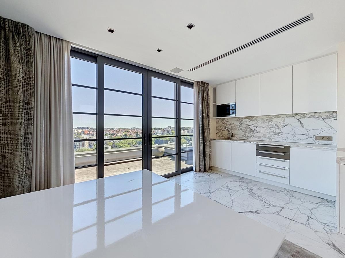 Louise - Jardin Roi : Sublime triplex penthouse + terrasses