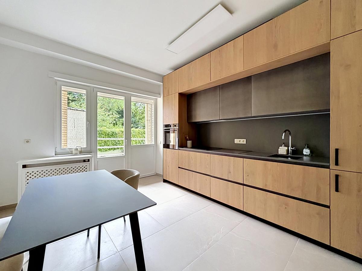 Roosevelt : Bel appartement meublé de 4 chambres + terrasse