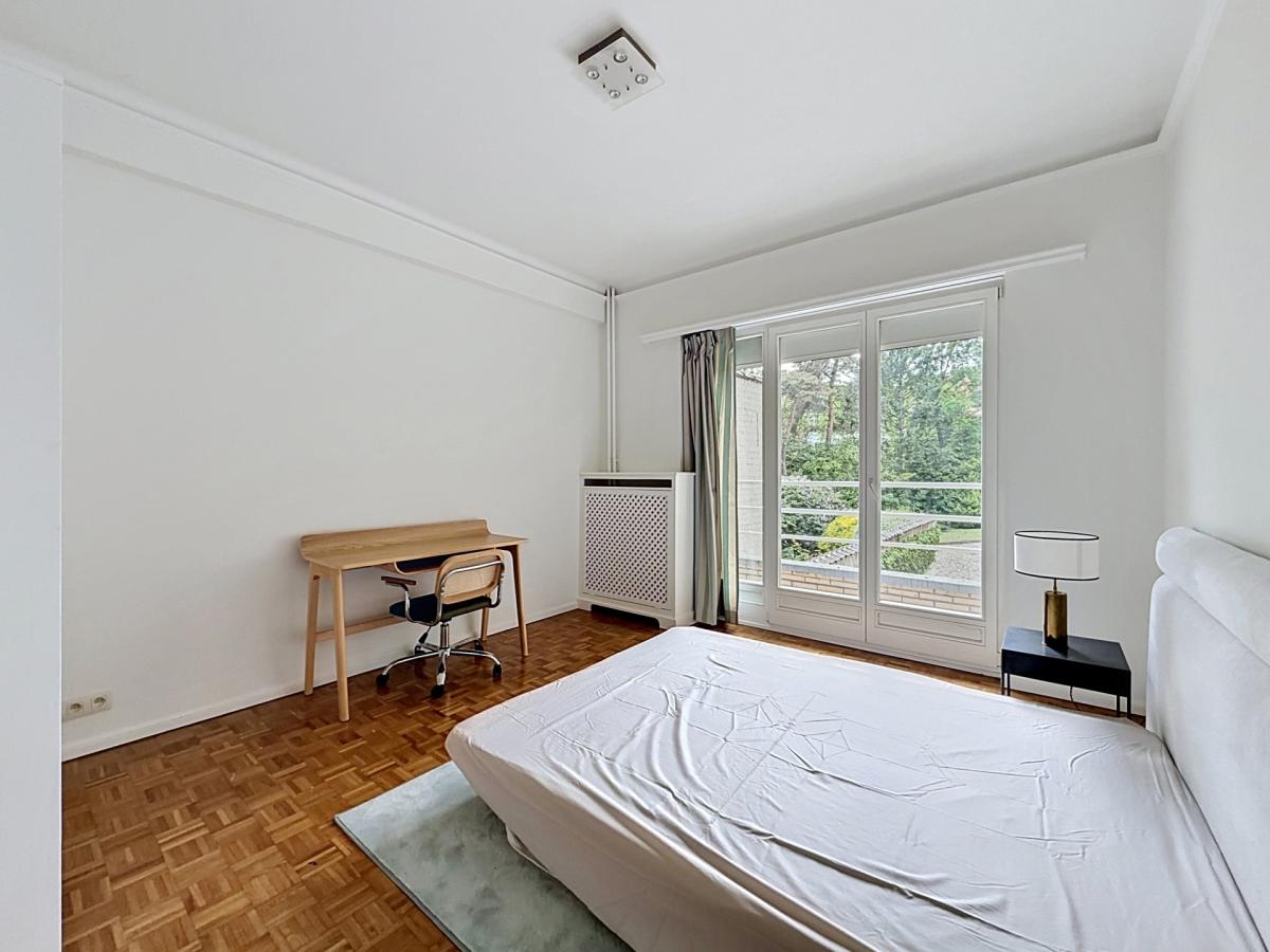 Roosevelt : Bel appartement meublé de 4 chambres + terrasse