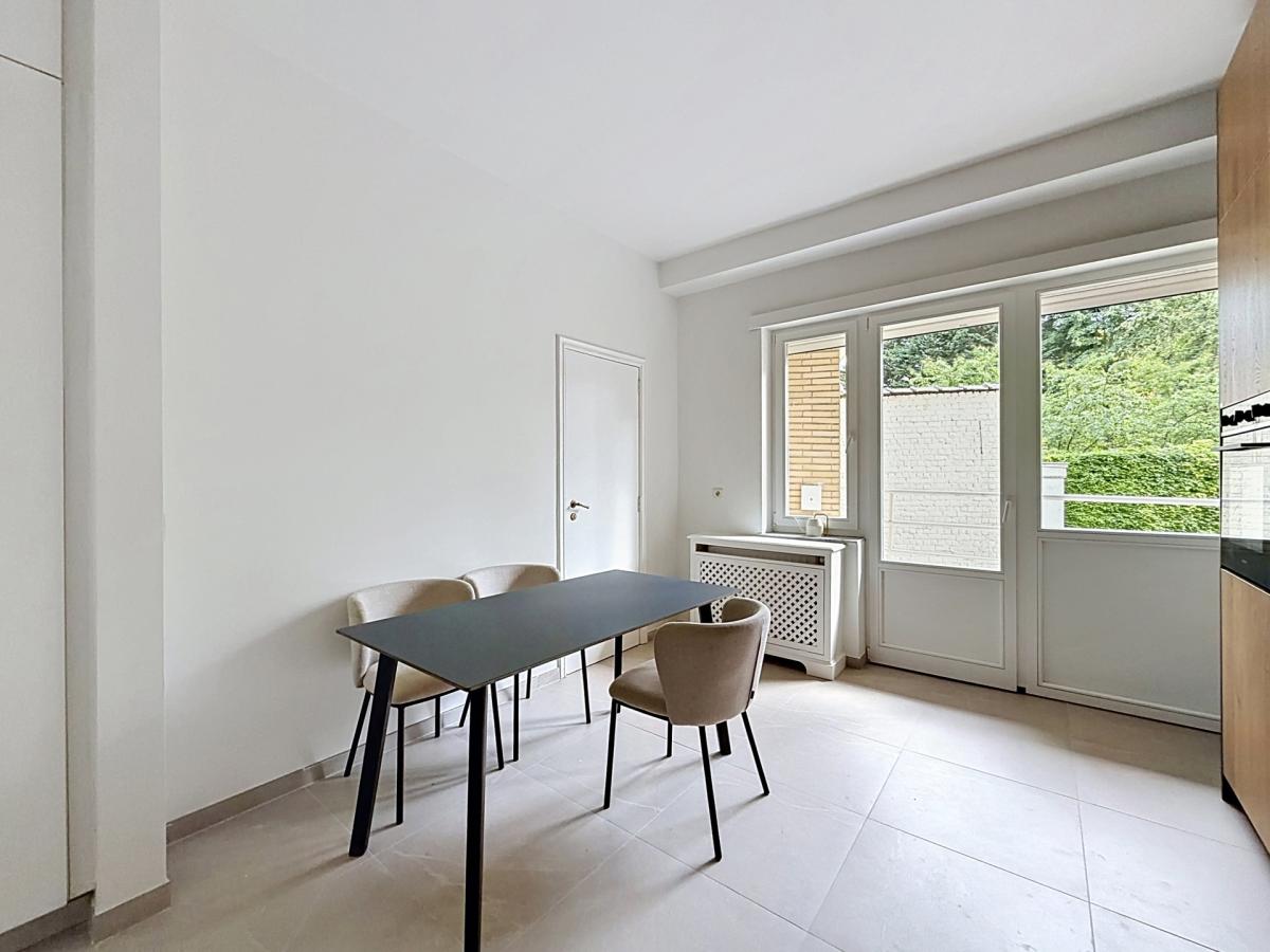 Roosevelt : Bel appartement meublé de 4 chambres + terrasse