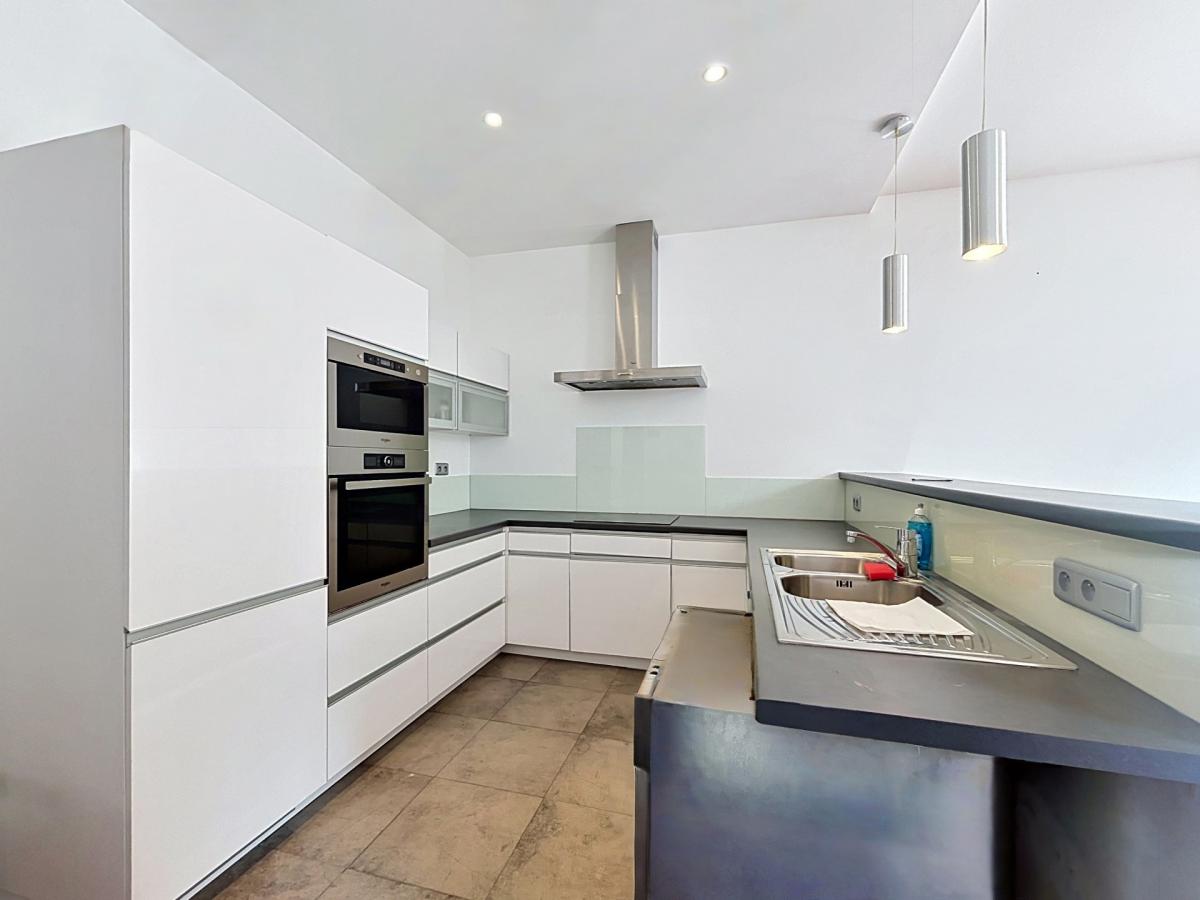 EU/Cinquantenaire : Superbe appartement 2 chambres
