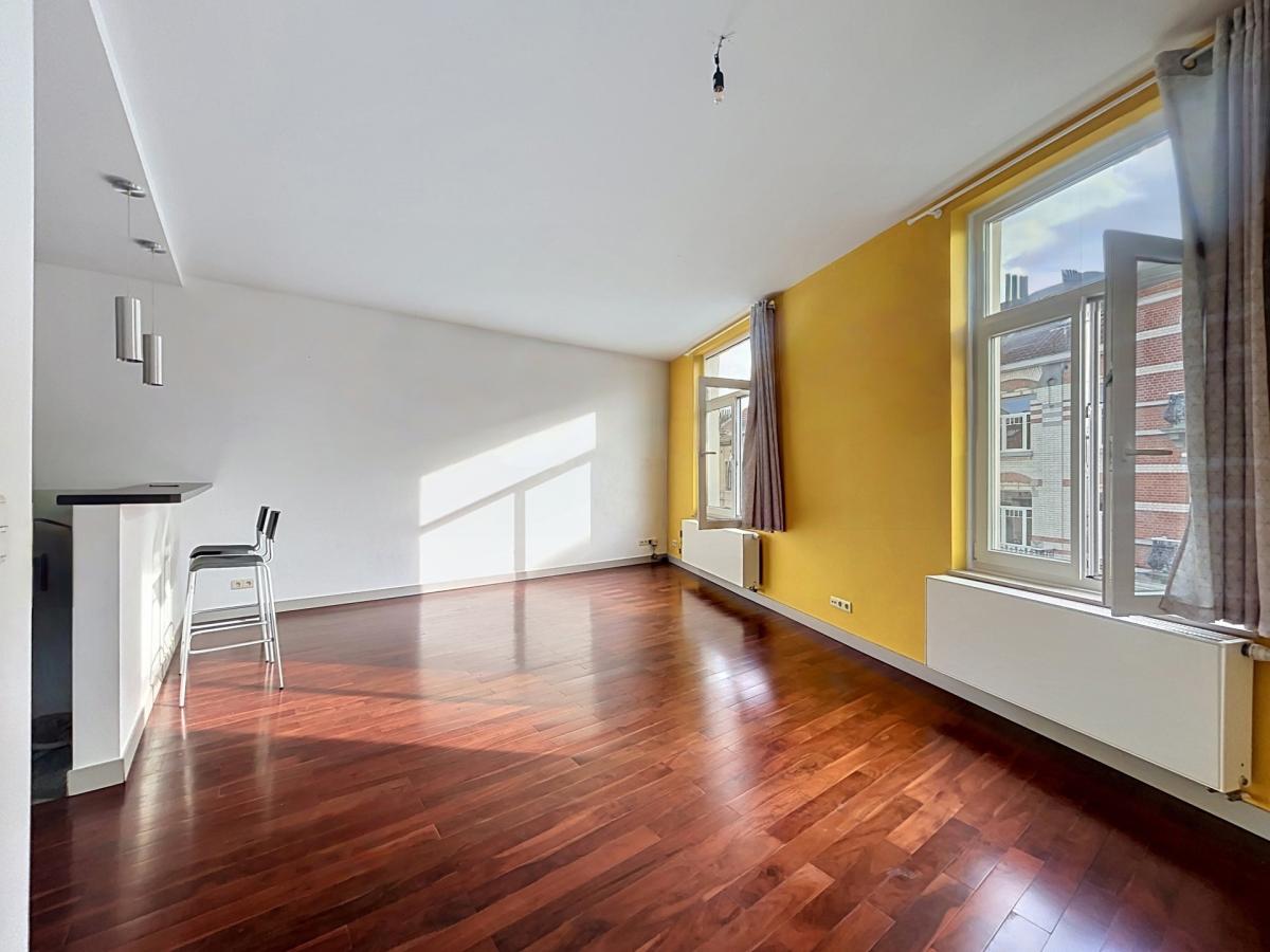 EU/Cinquantenaire : Superbe appartement 2 chambres