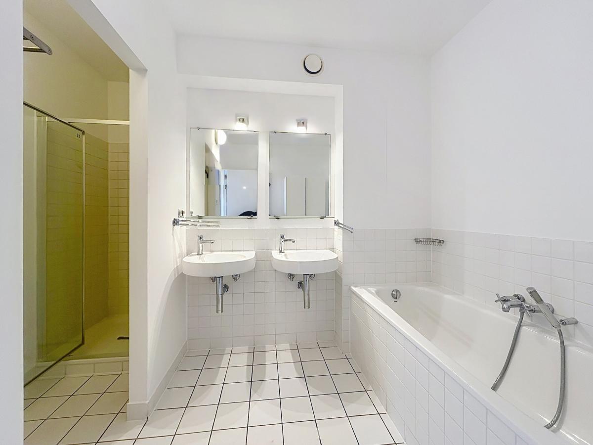 Sainte-Catherine - Superbe appartement lumineux 2 chambres
