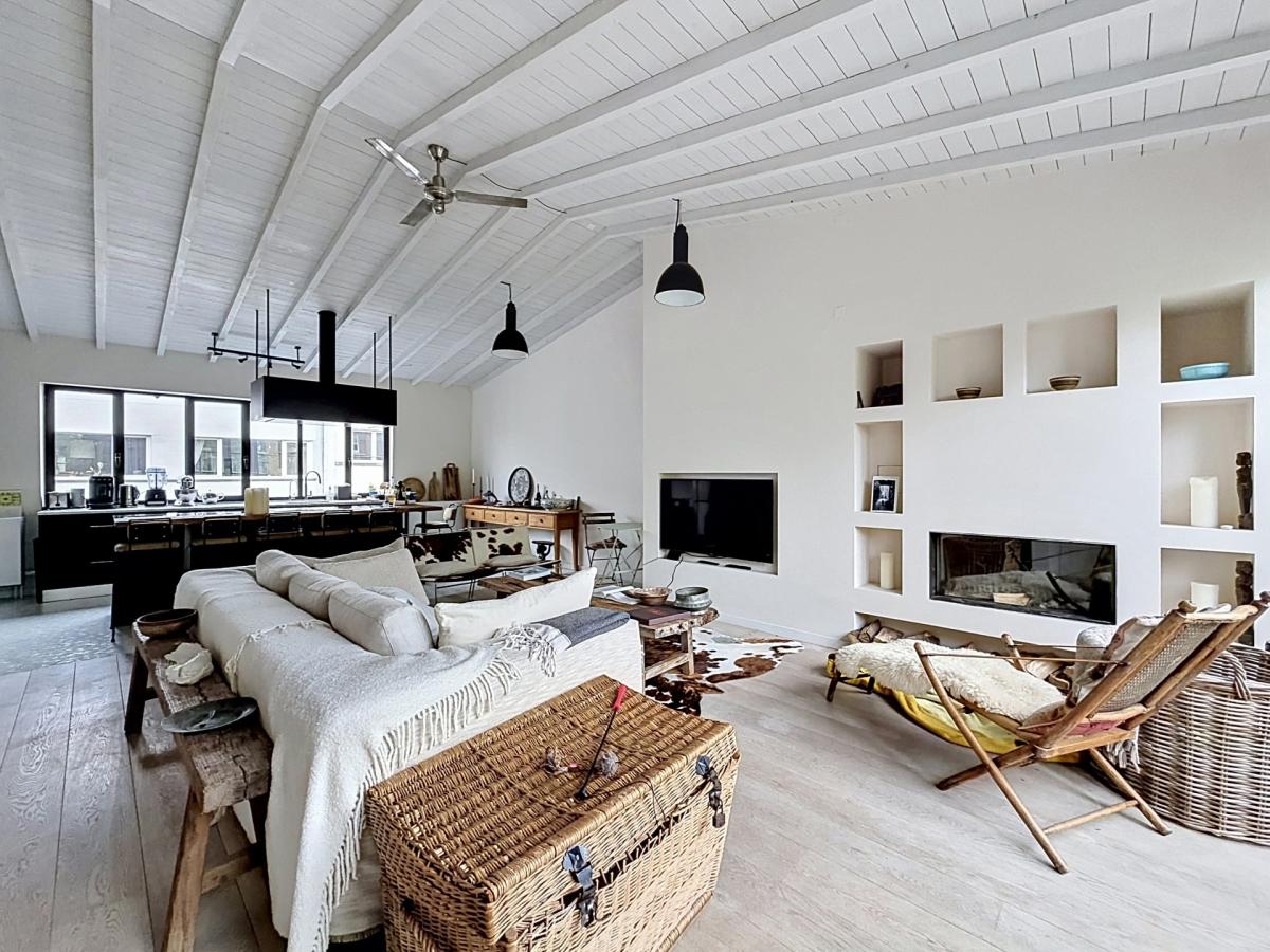 Churchill / Montjoie : Superbe duplex penthouse meublé