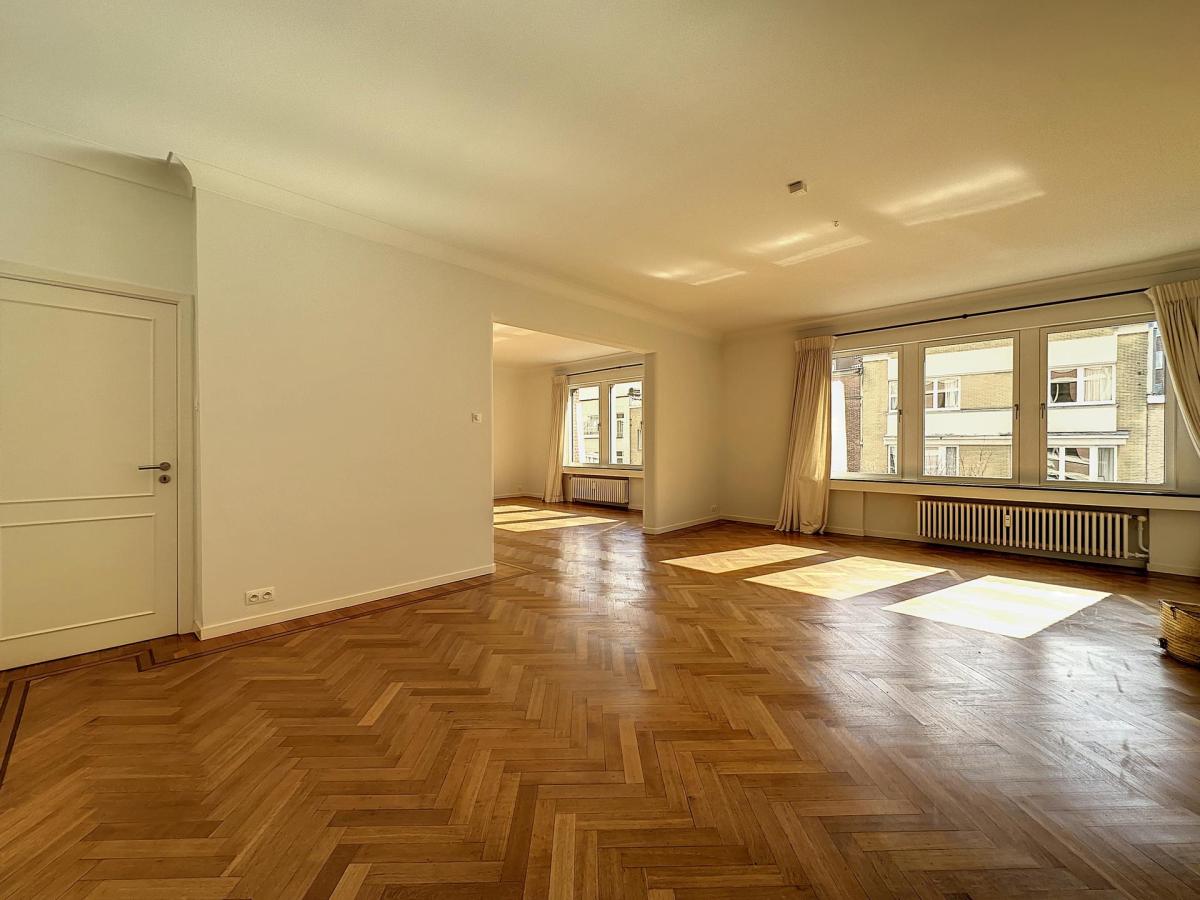 Depage : Sublime appartement 4 ch. + bureau + parking