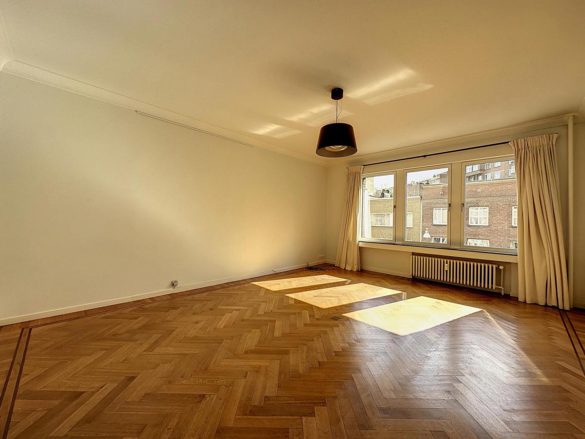 Depage : Sublime appartement 4 ch. + bureau + parking