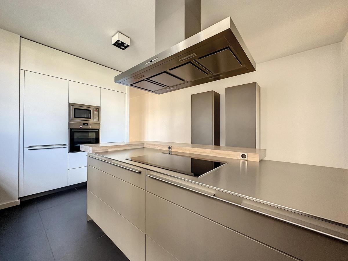 Depage : Sublime appartement 4 ch. + bureau + parking