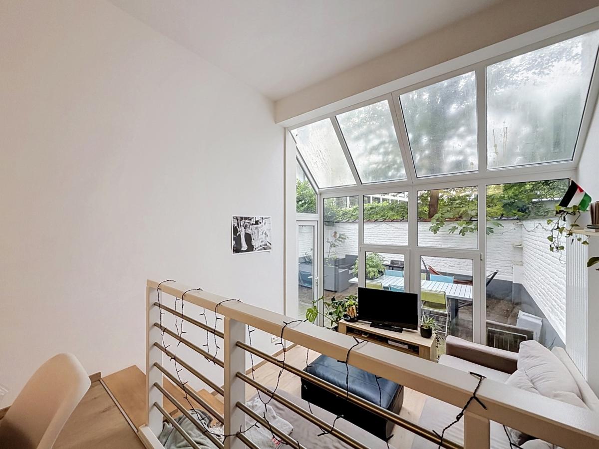 Châtelain / Defacqz : Beau duplex avec cour - colocation OK