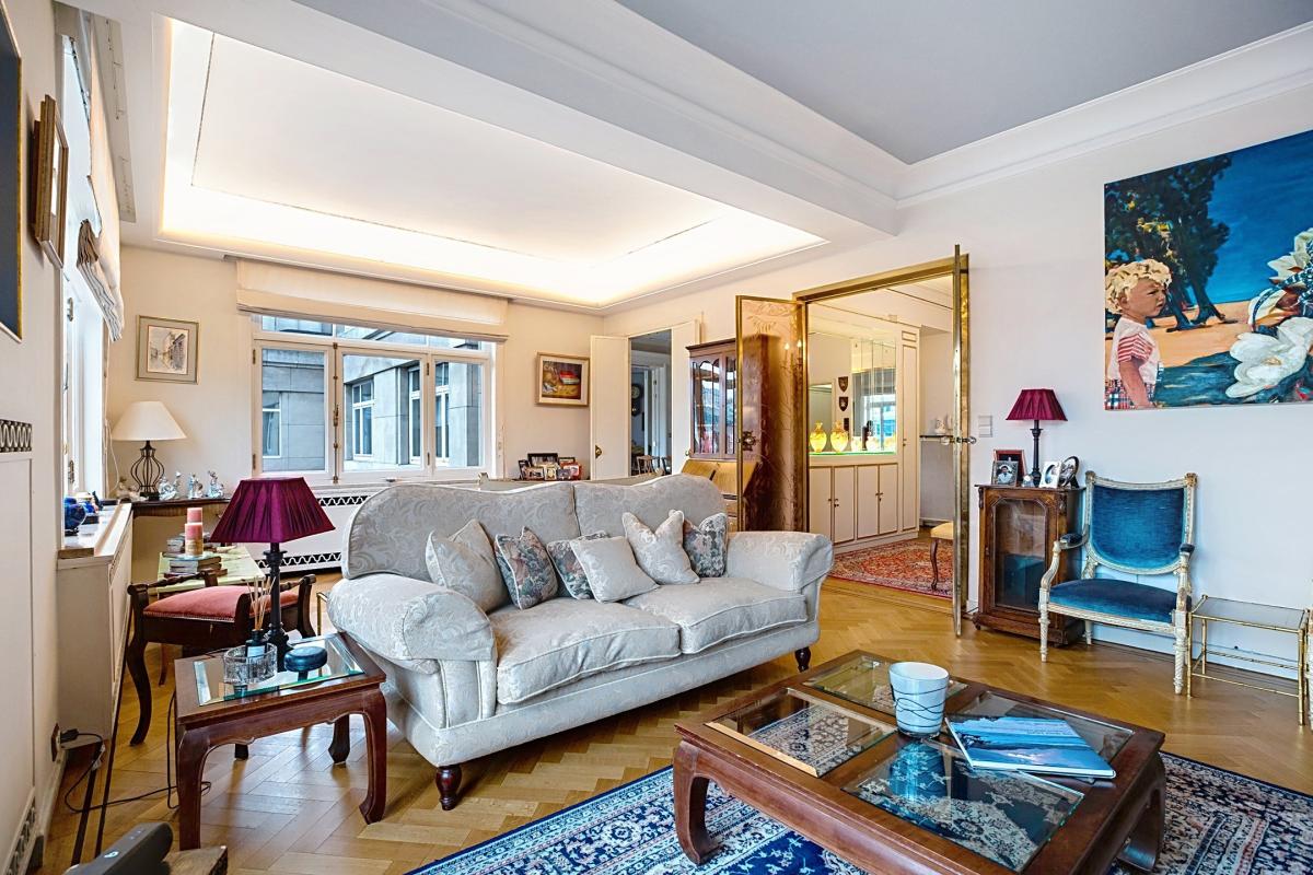 Quartier Européen : Magnifique appartement 3 ch + parking