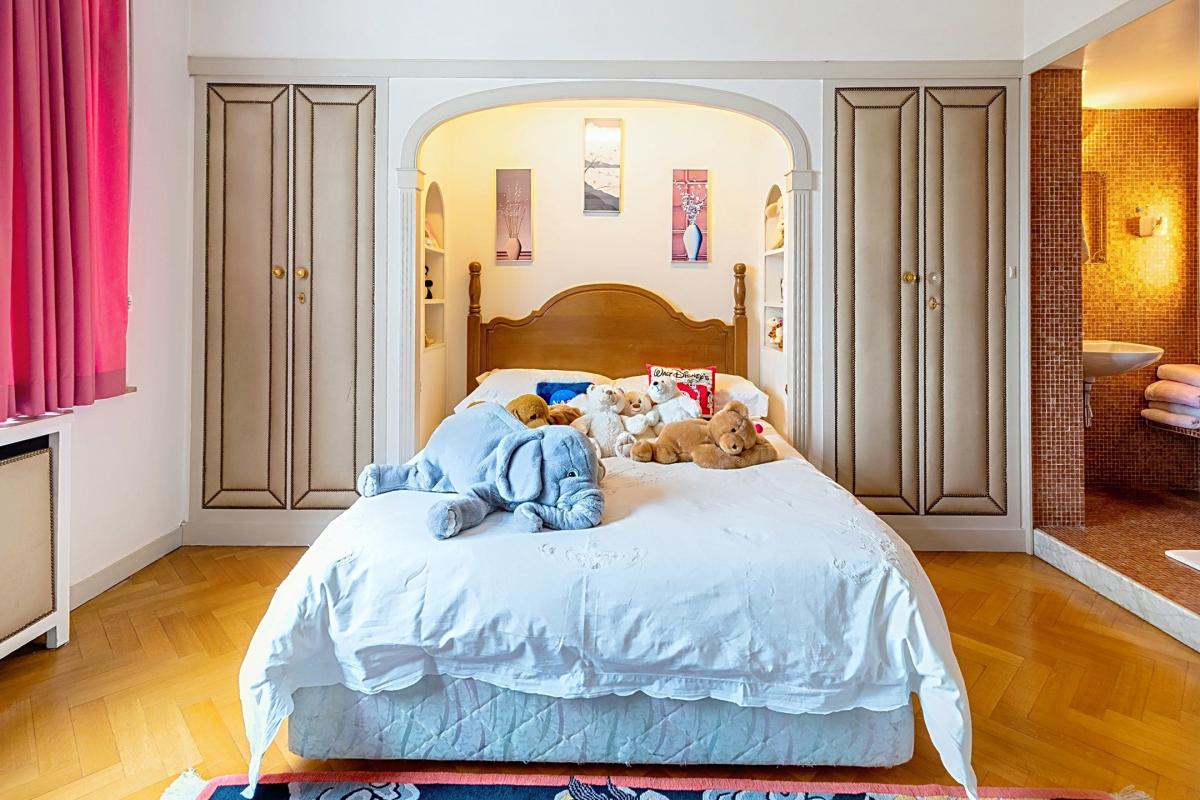 Quartier Européen : Magnifique appartement 3 ch + parking