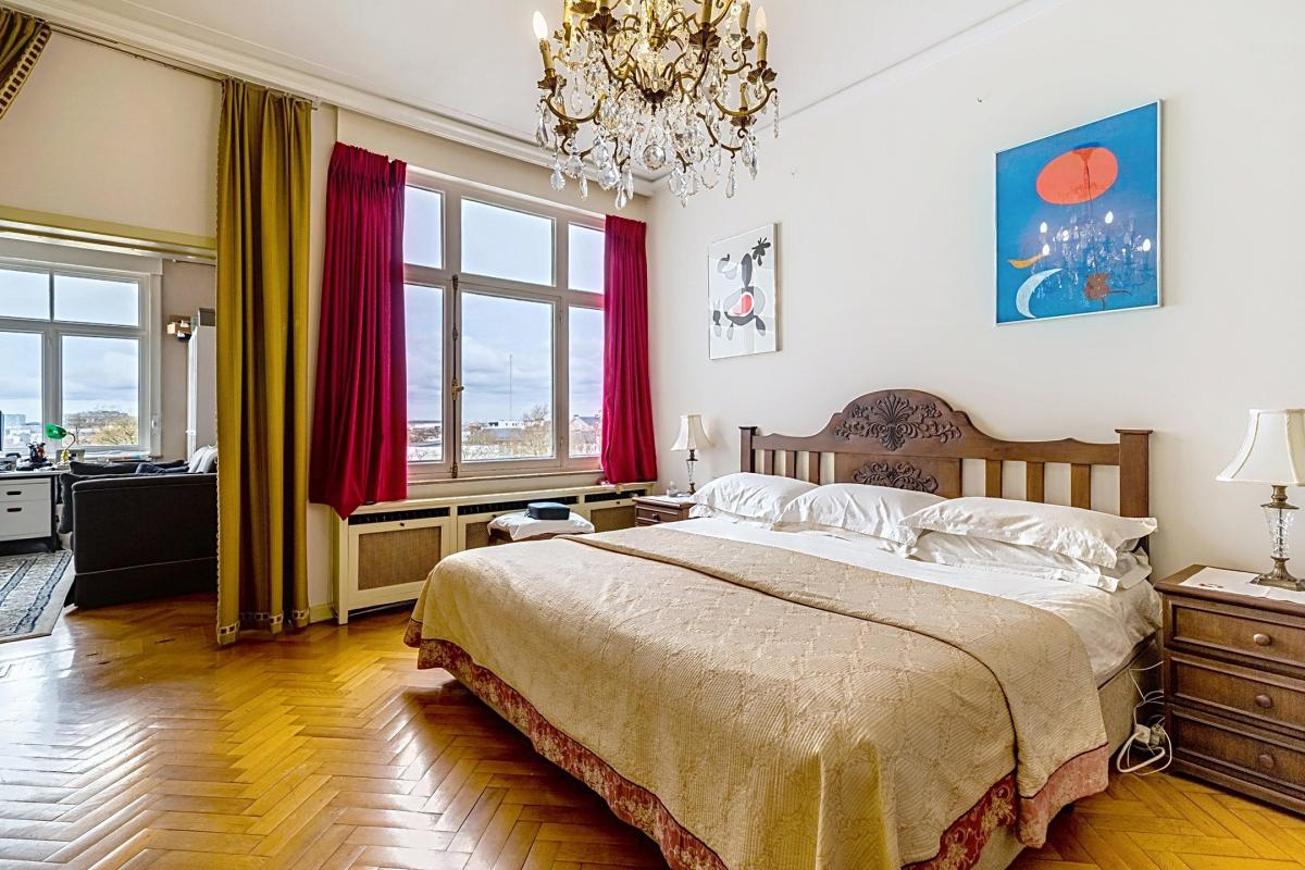 Quartier Européen : Magnifique appartement 3 ch + parking