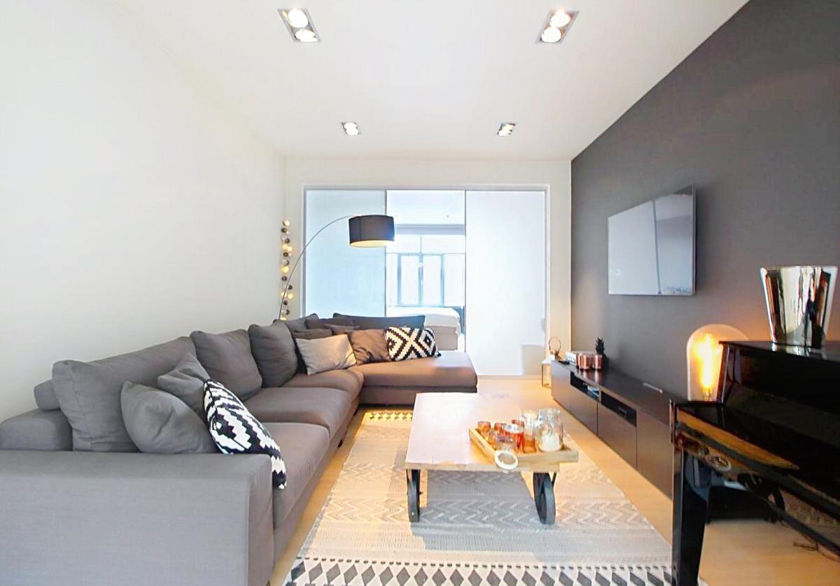 Place Albert: Bel appartement rénové 1chambre + bureau 
