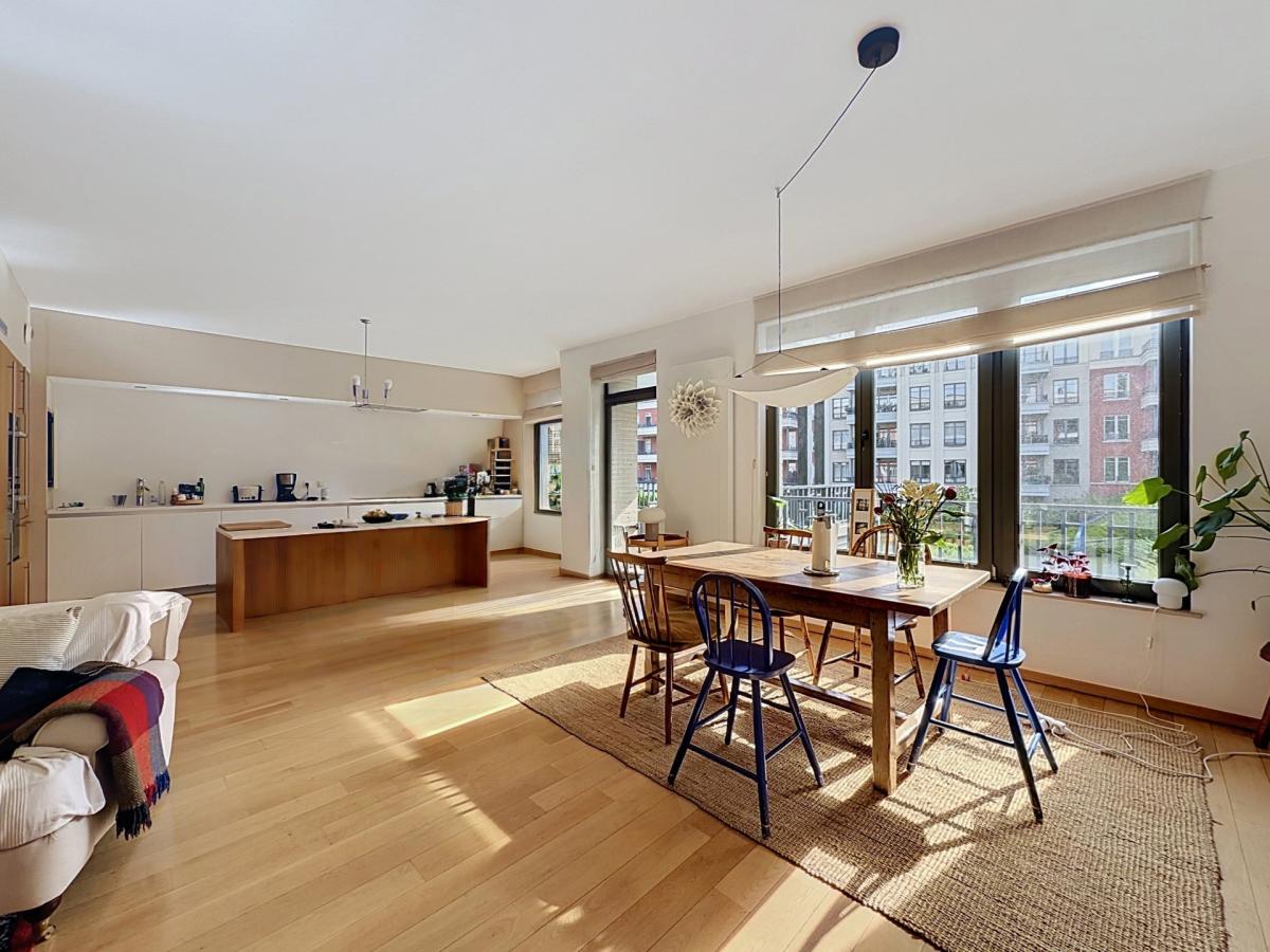Brugmann Court : Superbe appartement + terrasse + parking
