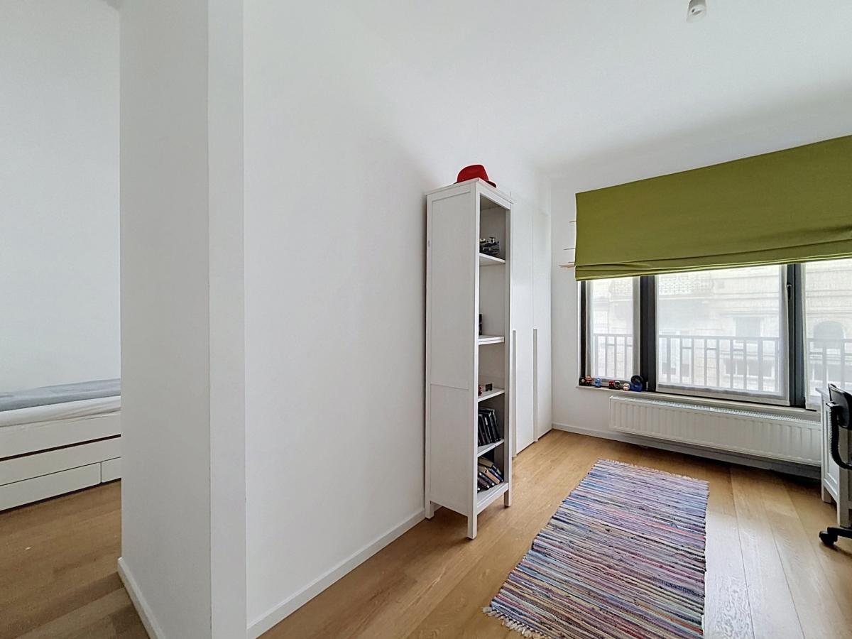 Brugmann Court : Superbe appartement + terrasse + parking