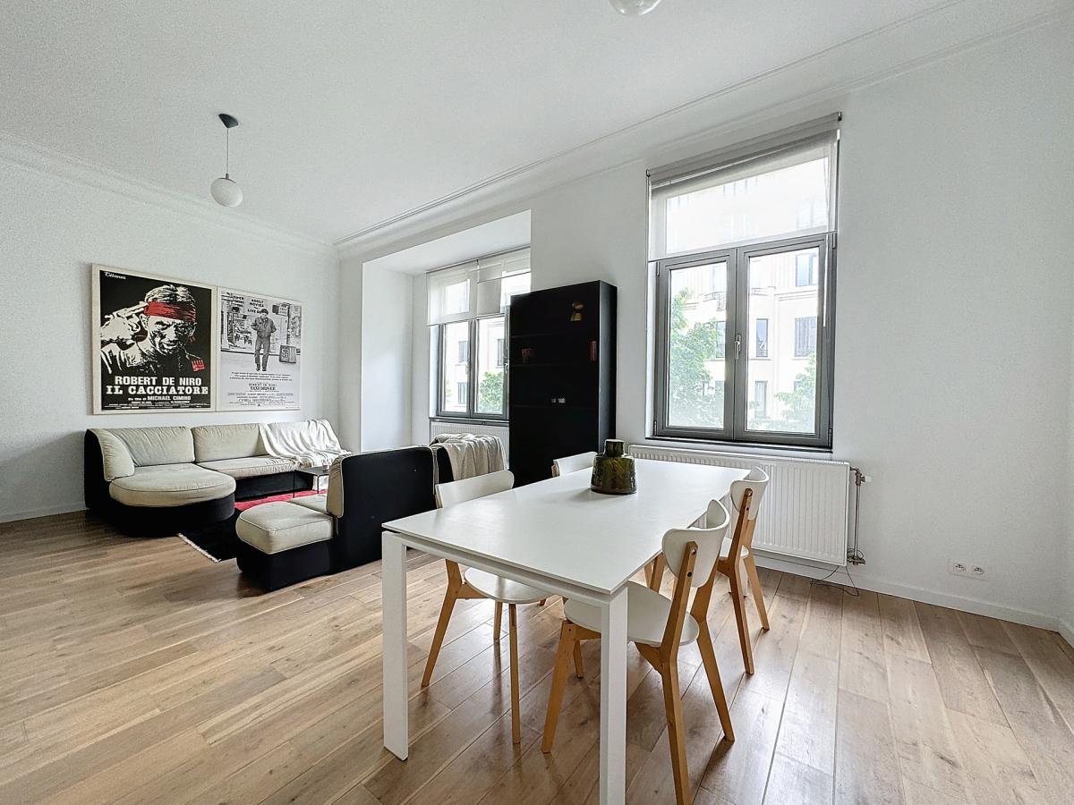 DANSAERT/ST CATHERINE - Superbe appartement 2ch meublé