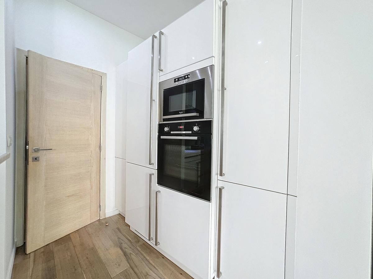 DANSAERT/ST CATHERINE - Superbe appartement 2ch meublé