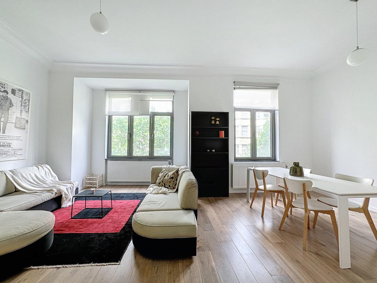 DANSAERT/ST CATHERINE - Superbe appartement 2ch meublé