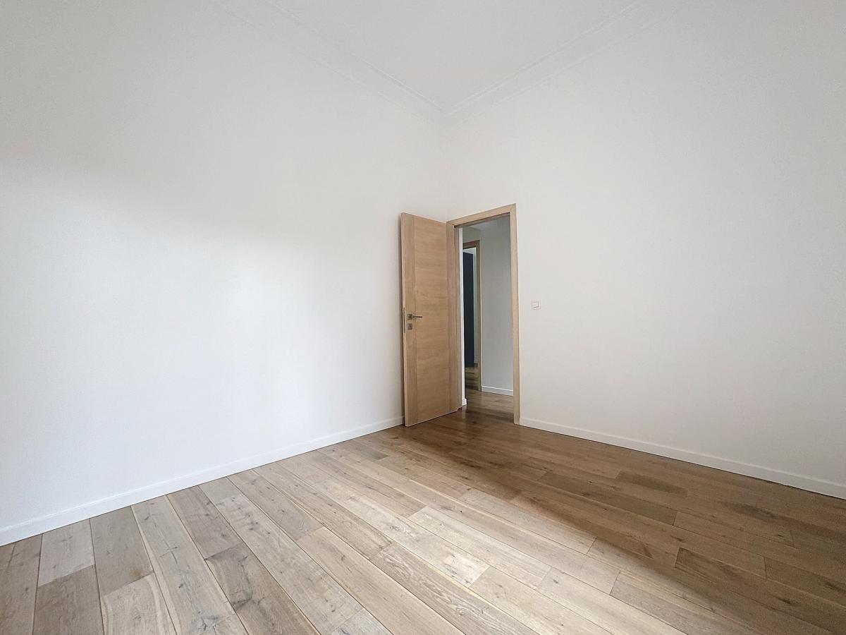 DANSAERT/ST CATHERINE - Superbe appartement 2ch meublé