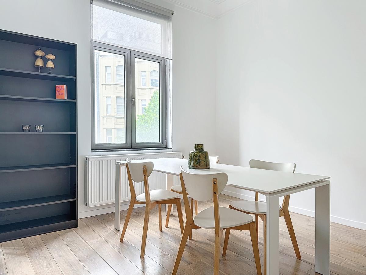 DANSAERT/ST CATHERINE - Superbe appartement 2ch meublé