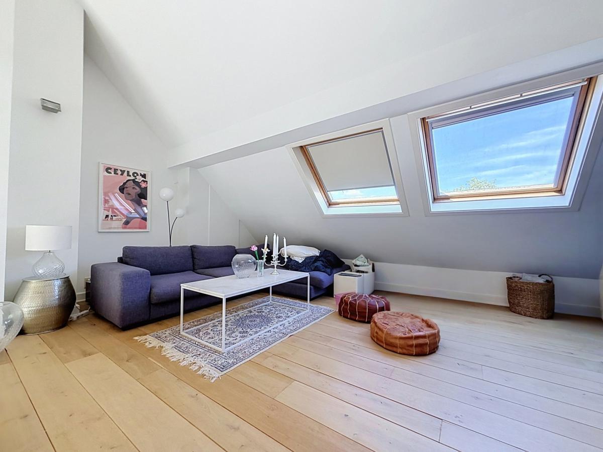 Châtelain/Stéphanie : Magnifique triplex penthouse